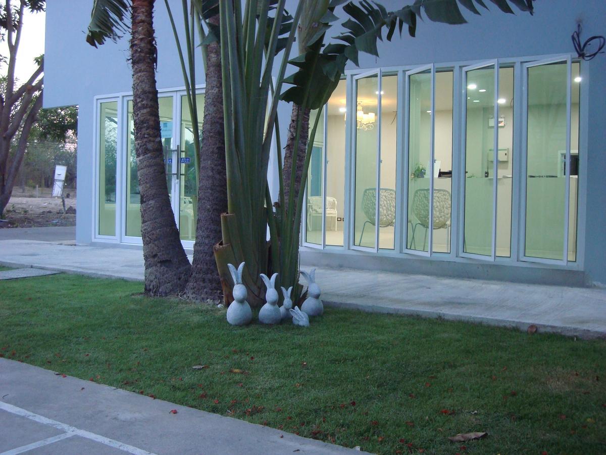 Addera Residence Hua Hin Bagian luar foto